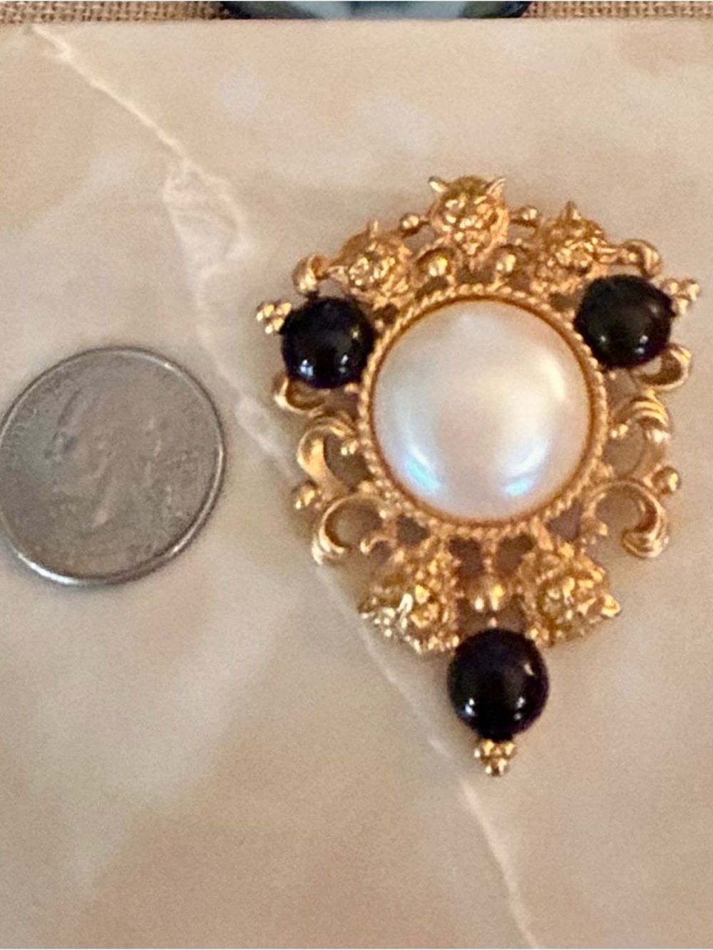 Vintage AVON Faux Pearl Lion Baroque Brooch Victorian - Picture 8 of 10